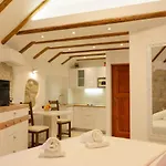 شقة Old Town - Double Bed 180&200 *