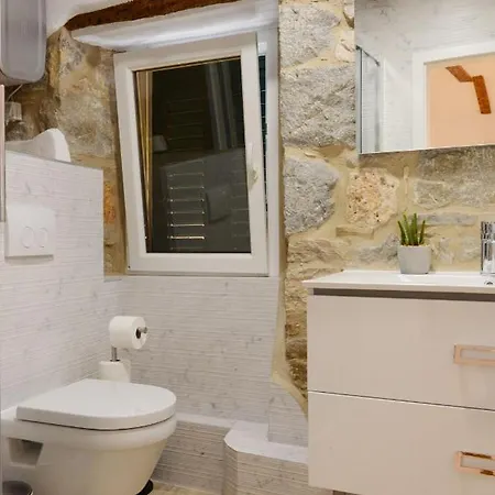 Διαμέρισμα Veli Varos Old Town Deluxe Centre *